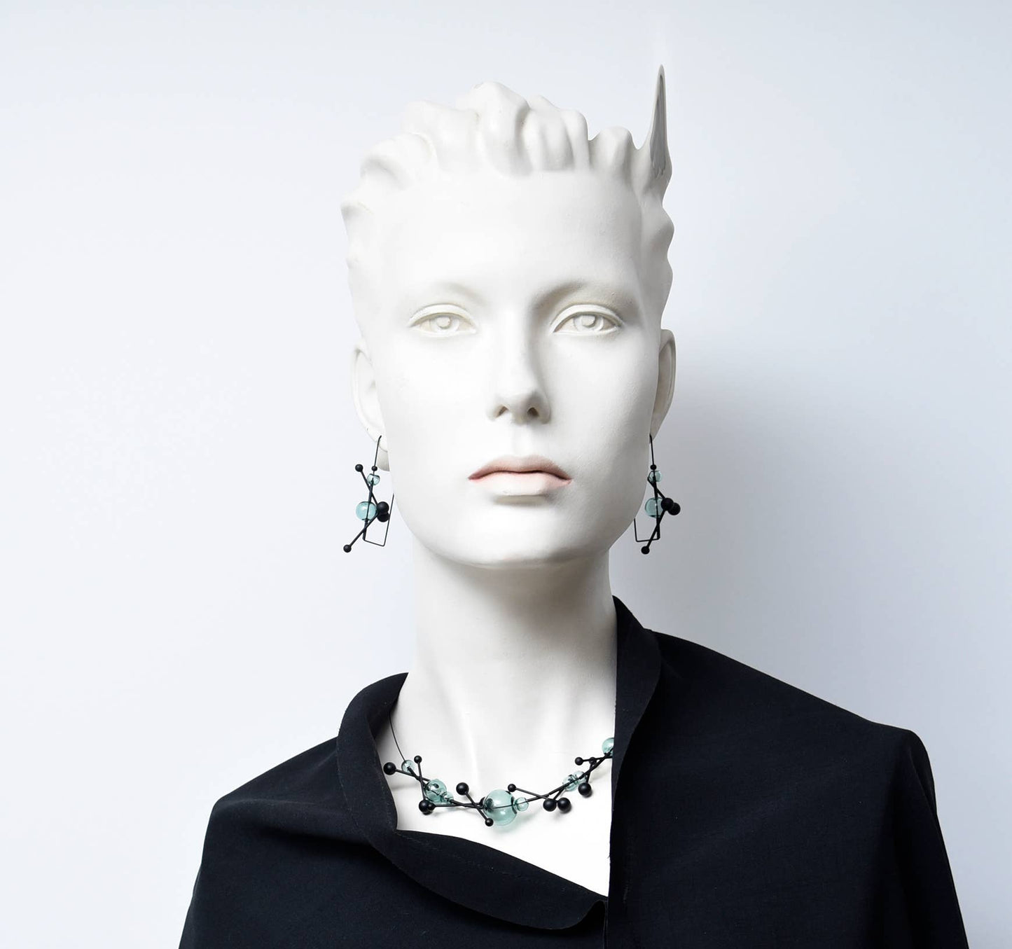 Pursuits - Révé Hoop Earrings: Glass Grey