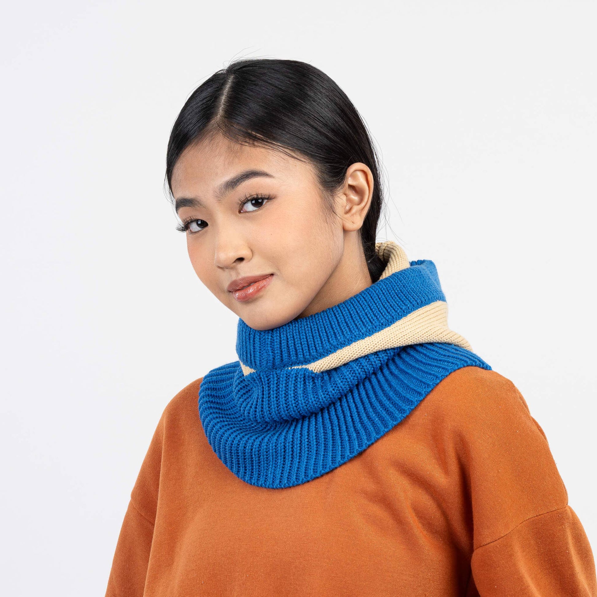 VERLOOP | knits - Colorblock Knit Hood: Cobalt Sand - PMA Store at the Portland Museum of Art, Maine