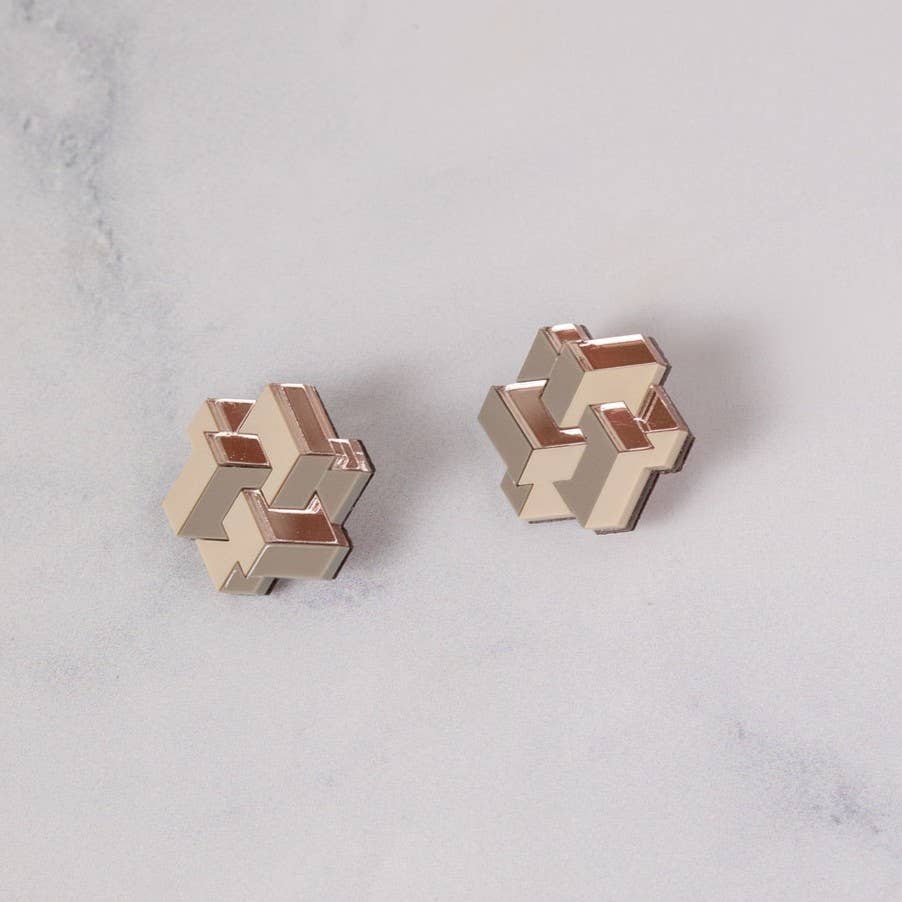 Pamela Coromoto - NEW Prisma Earrings – Bold Geometry for Modern Style: Purple Palette / Clip