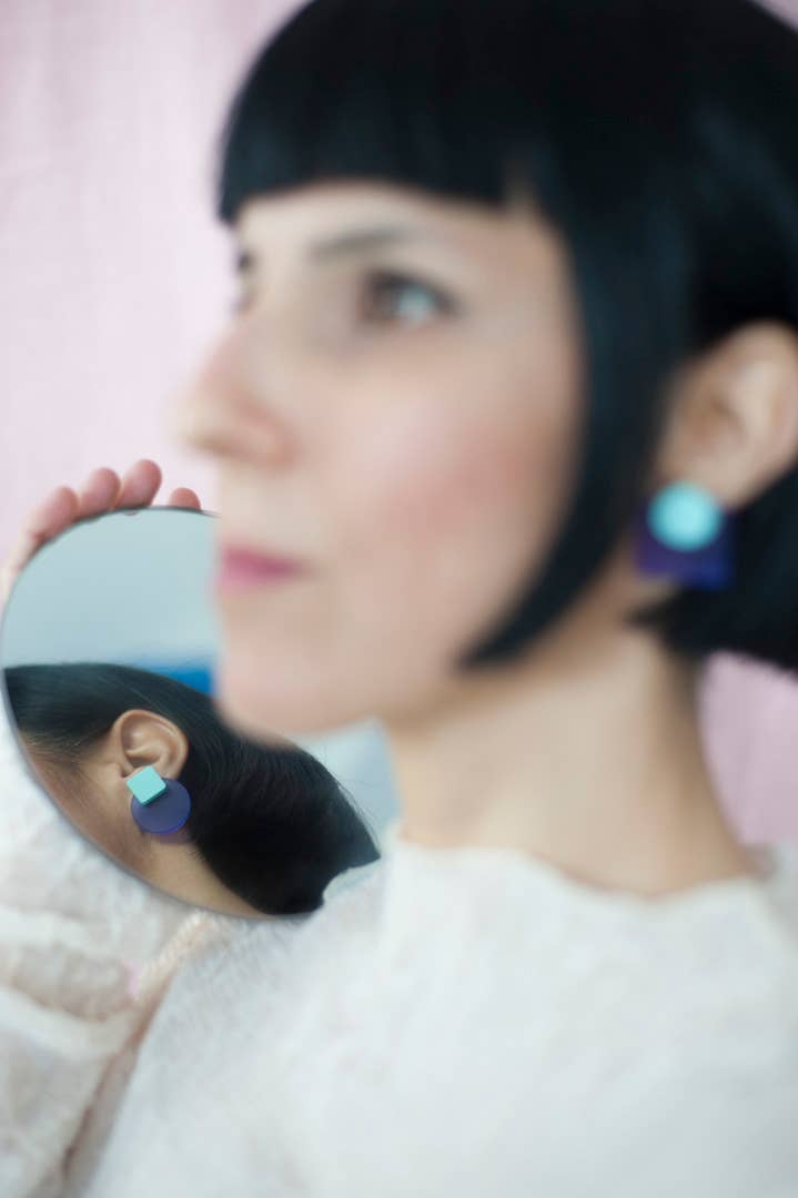 Pamela Coromoto - Glare Mini Earrings - Spring/Summer : Turquoise/Magenta