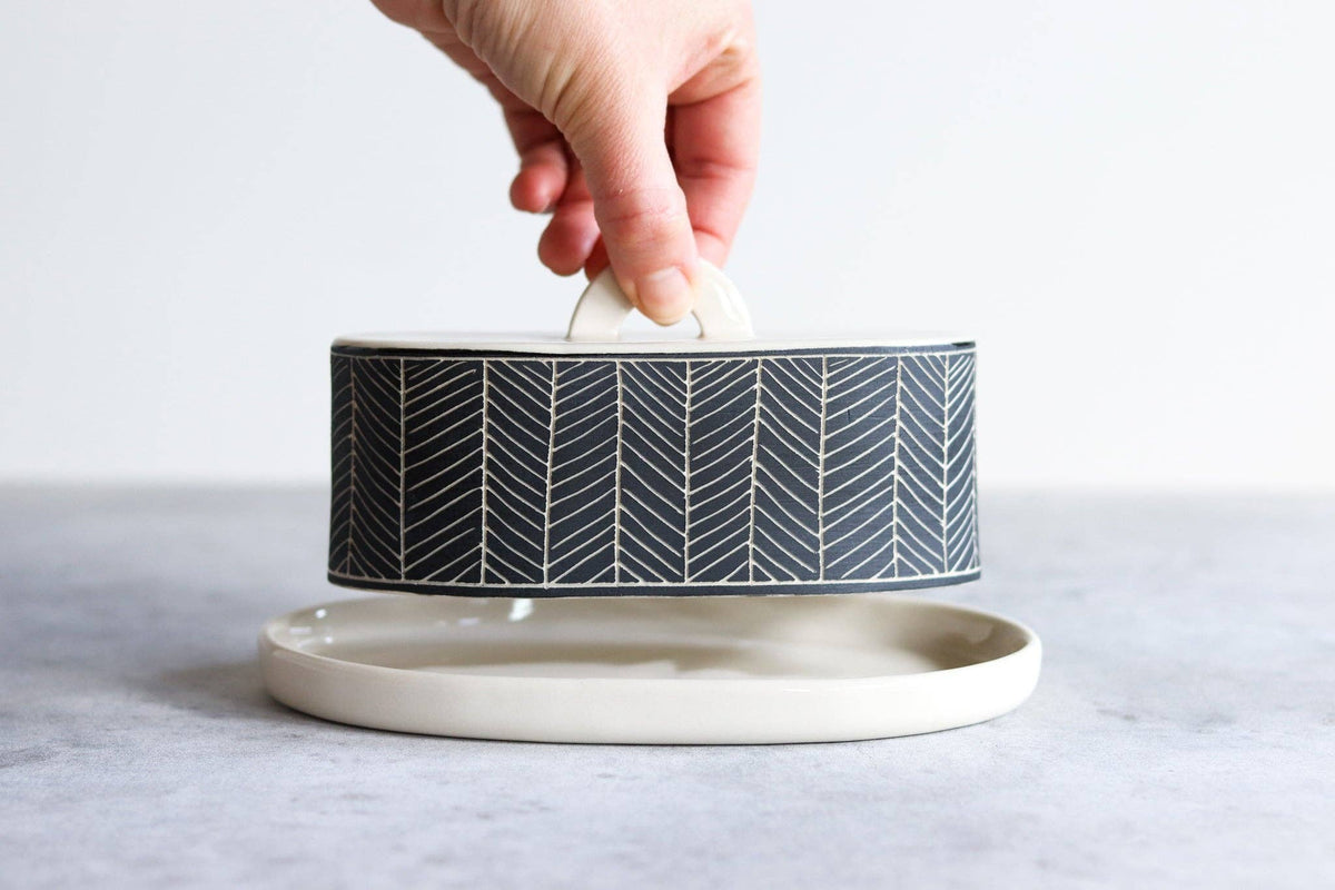 Elizabeth Benotti Ceramics - Herringbone Butter Dish: Black - PMA Store at the Portland Museum of Art, Maine