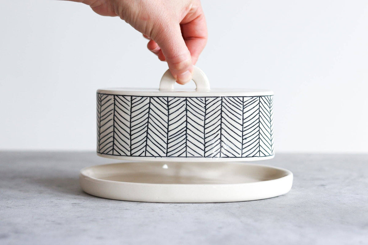 Elizabeth Benotti Ceramics - Herringbone Butter Dish: Black - PMA Store at the Portland Museum of Art, Maine