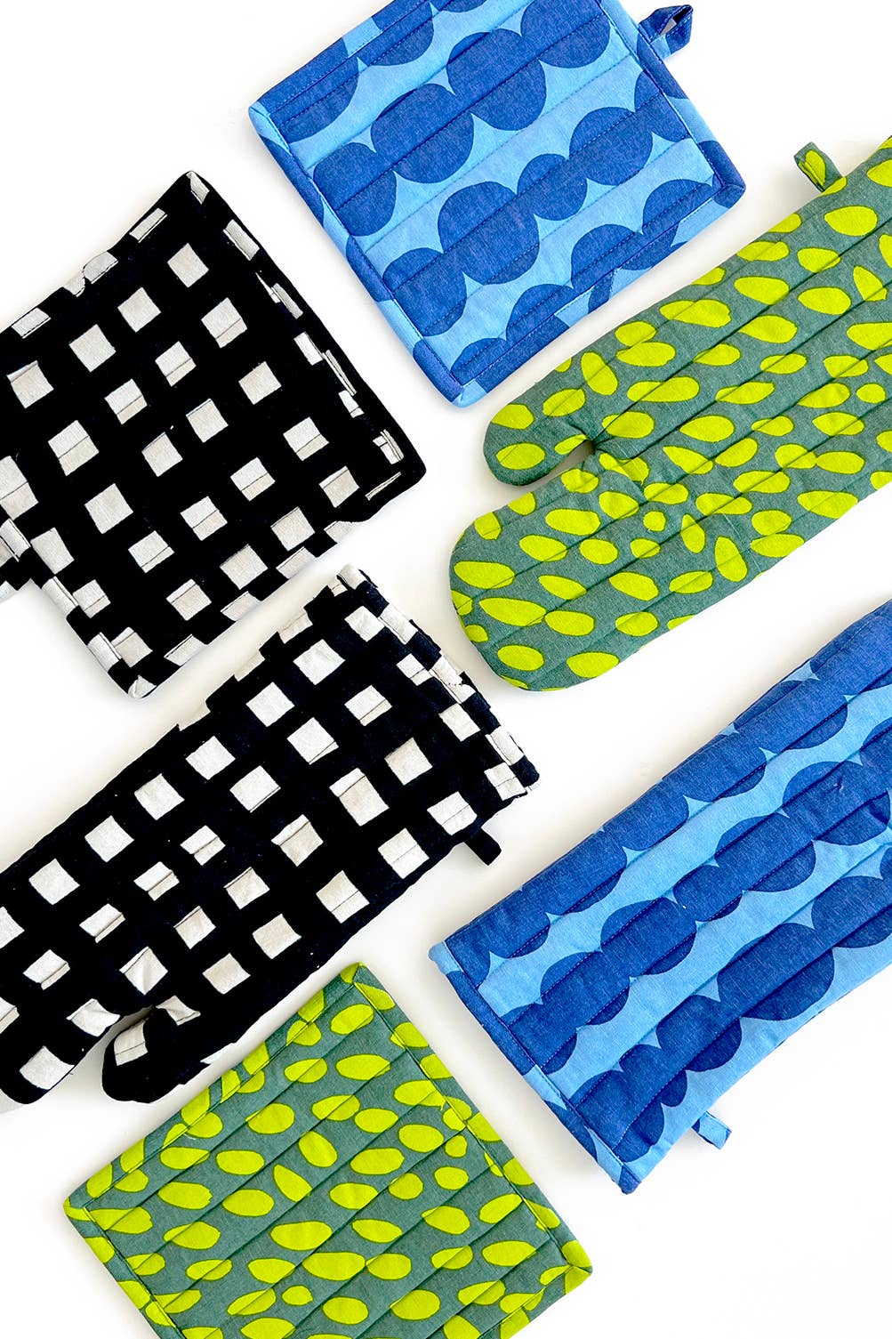 See Design - Oven Mitt & Potholder Set: Cheetah Pine/Lime - PMA Store at the Portland Museum of Art, Maine