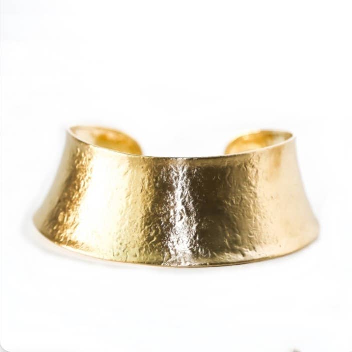 Bisjoux - Brass satin textured bold Curve Collar Necklace