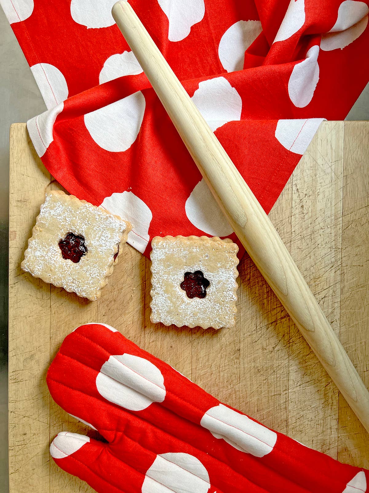 See Design - Oven Mitt & Potholder Set: Egg Citron/Pine