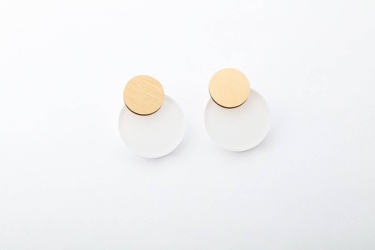 dconstruct - Ecoresin Earrings - Disc Stud: Chartreuse / Gold - PMA Store at the Portland Museum of Art, Maine