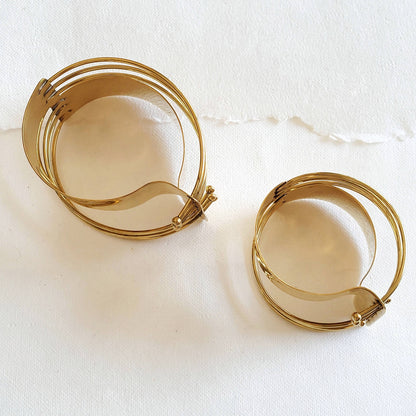 Bisjoux - Brass modern brutalist Wired bracelet Bangle: Armlet
