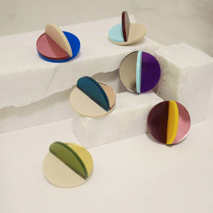 Pamela Coromoto - Dexel Brooch - Vibrant Palette: Green Mirror, Bordeaux and Magenta