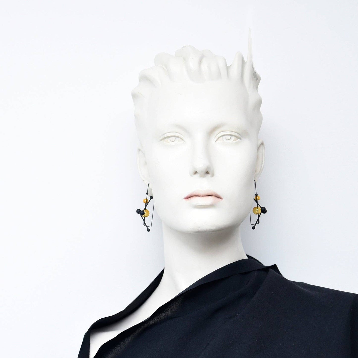 Pursuits - Révé Hoop Earrings: Glass Grey