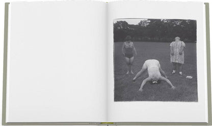 Aperture - Diane Arbus: Untitled