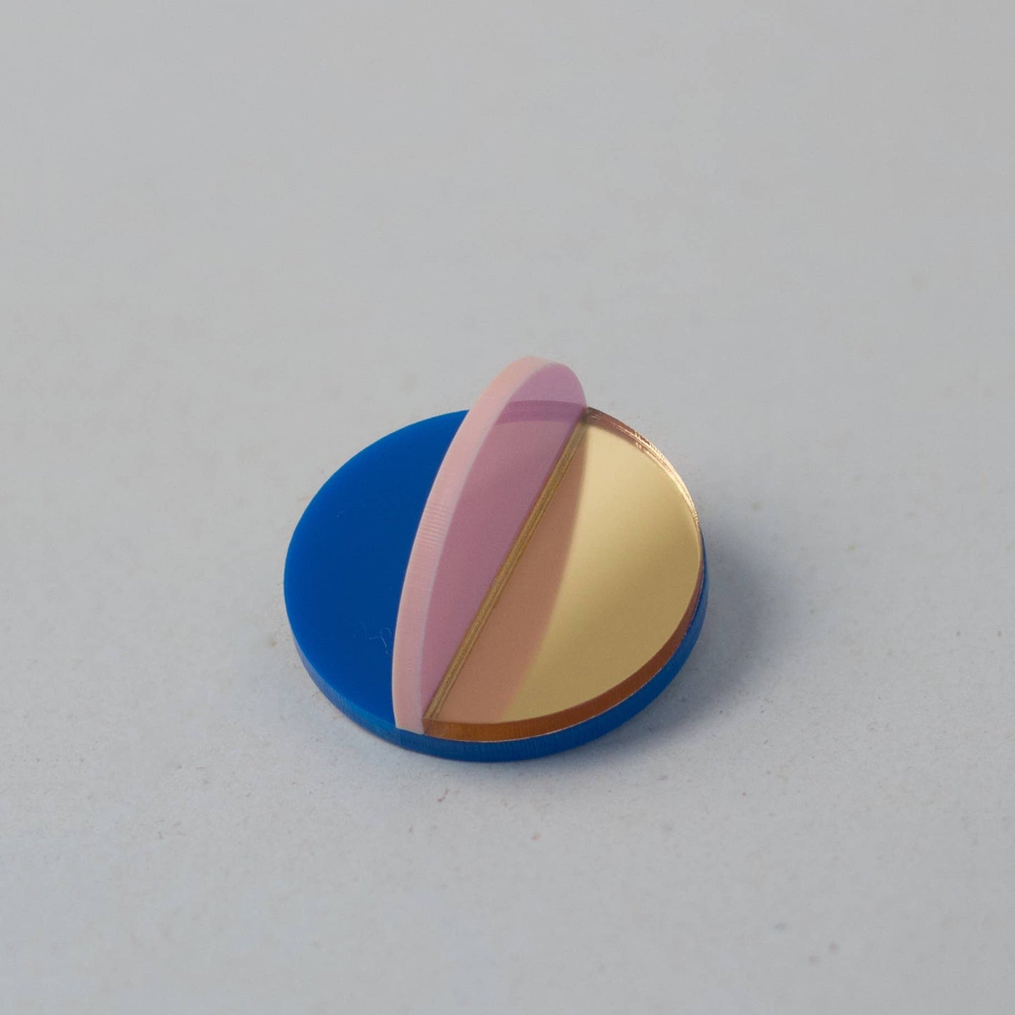 Pamela Coromoto - Dexel Brooch - Vibrant Palette: Green Mirror, Bordeaux and Magenta
