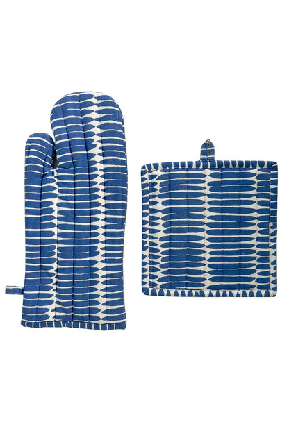 Oven Mitt & Potholder Set: Egg Blue/Blue - PMA Store at the Portland Museum of Art, Maine