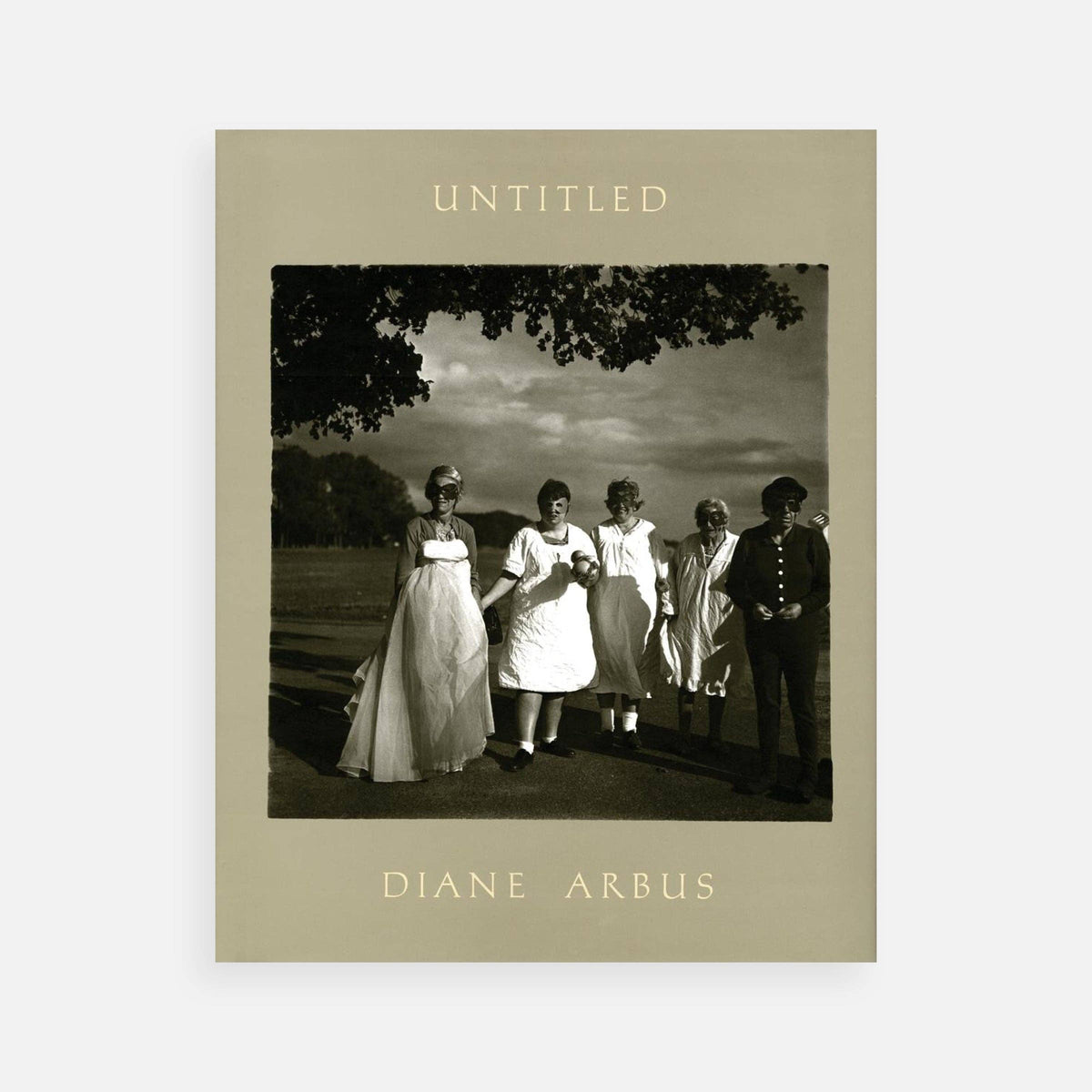Aperture - Diane Arbus: Untitled